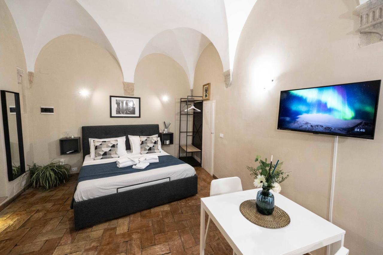 Studio Delle Grotte - Campo De' Fiori Рим Экстерьер фото