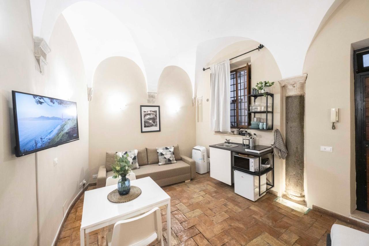 Studio Delle Grotte - Campo De' Fiori Рим Экстерьер фото